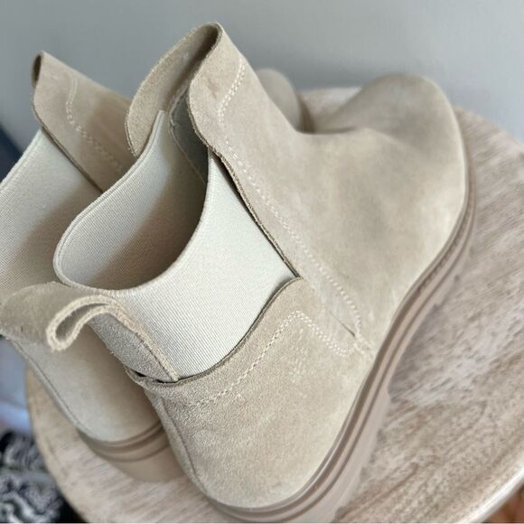 Steve Madden Moira Suede Pull On Boots With Side Stretch Light Tan Cream 10 NWOB - Picture 10 of 14